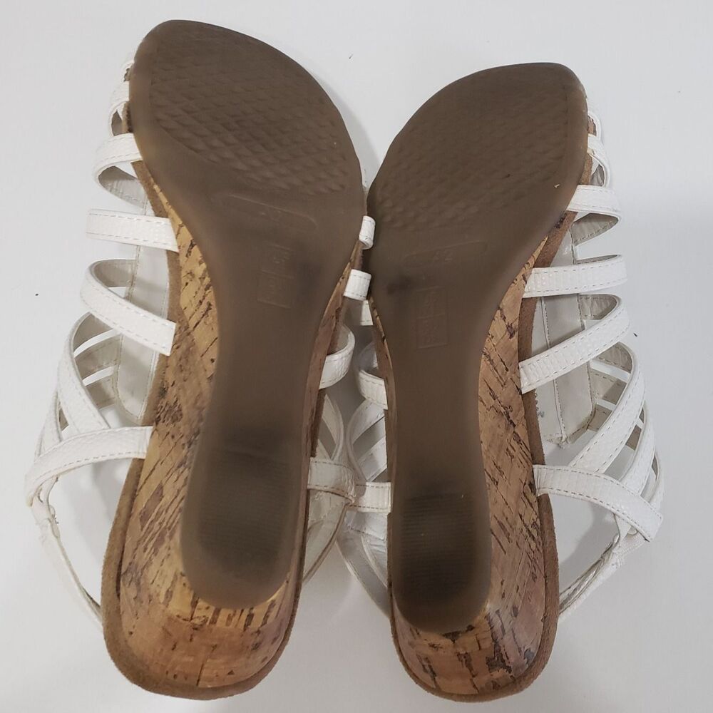 A2 by Aerosoles with Heelrest Women's White Sandals, Size 7.5 M - Picture 7 of 9